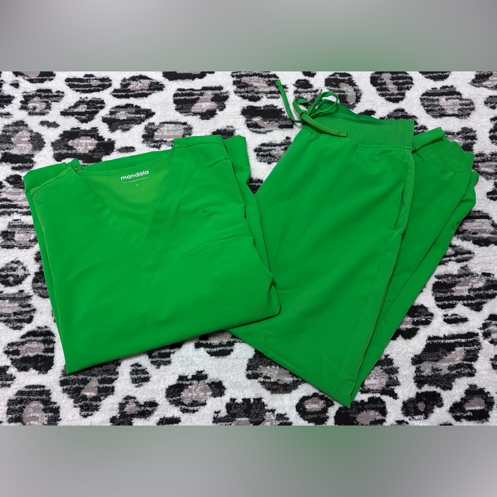 Mandala Women’s Green Scrub Set - Top & Drawstring Pants